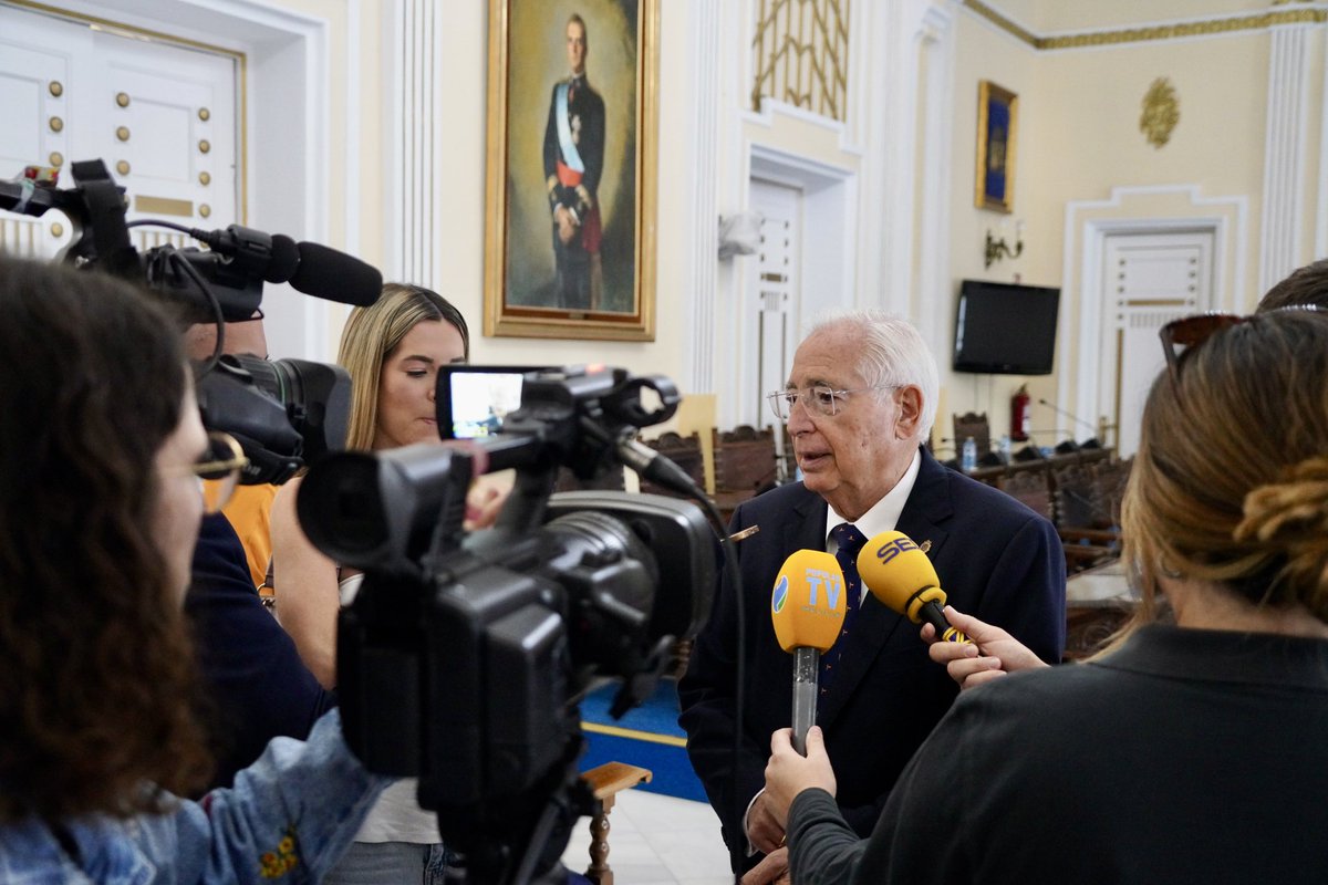 Gobierno de Melilla (@gobiernomelilla) on Twitter photo El presidente de la Ciudad <a href="/imbrodamelilla/">Juan José Imbroda</a> ha expresado su optimismo tras conocerse el Acuerdo de Paz para Gaza formulado por Estados Unidos y apoyado por Israel, los países árabes y europeos, entre ellos, España. El presidente de la Ciudad <a href="/imbrodamelilla/">Juan José Imbroda</a> ha expresado su optimismo tras conocerse el Acuerdo de Paz para Gaza formulado por Estados Unidos y apoyado por Israel, los países árabes y europeos, entre ellos, España.