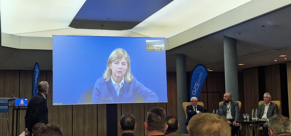 🎙️ <a href="/Nadine_CRINIER/">Nadine CRINIER</a>, dir. régionale <a href="/FTravail_IDF/">France Travail Île-de-France</a>, est intervenue au 6e Congrès national du GES Sécurité Privée lors de la table ronde « Enjeux sociaux &amp; régulation du secteur »

🤝 Un partenariat stratégique qui se poursuit pour : Former, recruter structurer un secteur en tension