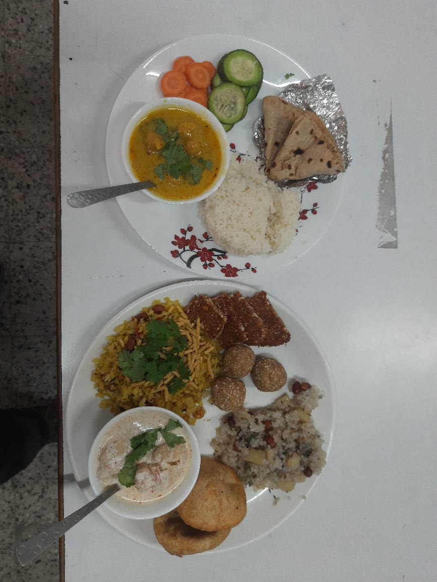 मण्डल कार्यालय ग्वालियर के  अंतर्गत मनाये जा रहे "राष्ट्रीय पोषण माह 2025" (दिनांक 17.09.25 से 16.10.25 तक) के दौरान दिनांक 30.09.2025 को खाना बनाने की विधि प्रतियोगिता में कर्मचारियों द्वारा मिलेट आधारित गुणकारी व्यंजनों का प्रदर्शन किया गया | @fcibhopal@fciwe@fciwest@fci_india