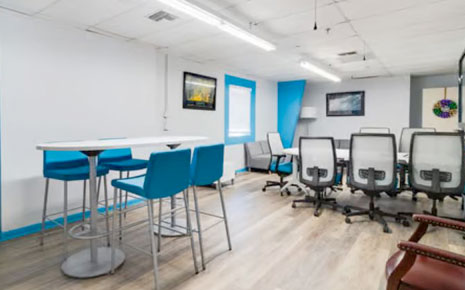 SLPEconDev's tweet image. Move-in ready spaces. ✅Access to HD conferencing equipment. ✅ Flexible terms &amp;amp; low rates. ✅Limited time specials. ✅ The SLED Business Center checks all the boxes for an entrepreneur-ready space in Opelousas. Read more and contact us today: opportunitystlandry.com/news-and-event…