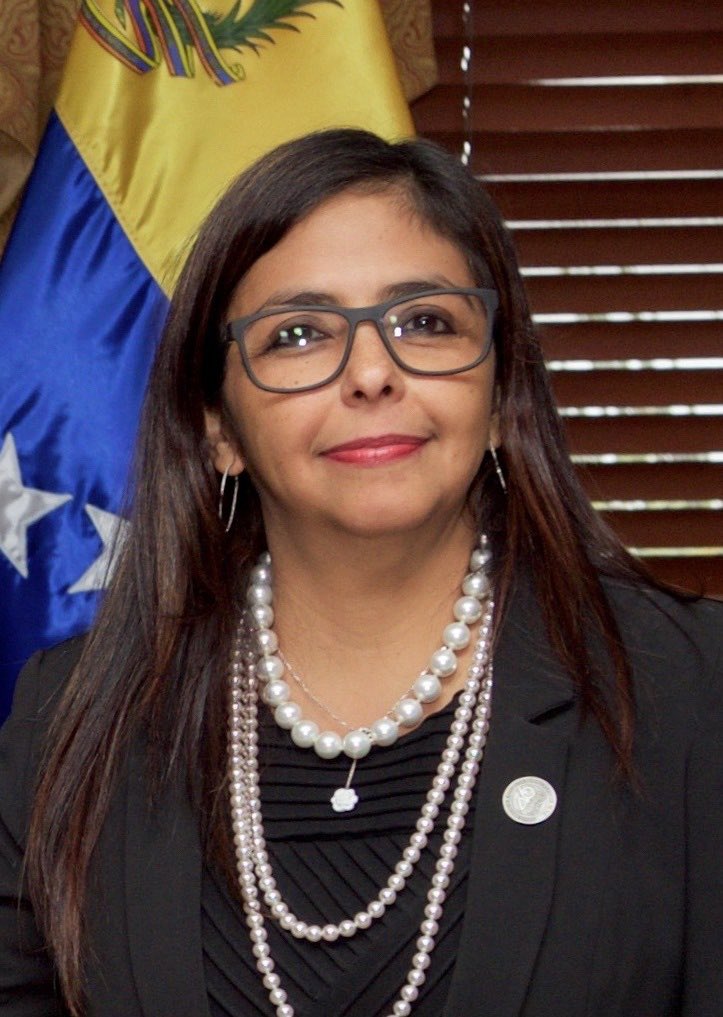 CommanderRomero's tweet photo. Pruebas suficientes de que Delcy y Jorge Rodríguez brindan cobertura política y canales financieros al Cartel de los Soles. Deben ser incluidos en las acusaciones criminales y terroristas en EE.UU. junto a Maduro y Cabello. Protegerlos socava la rendición de cuentas @AGPamBondi https://t.co/N5MOZIXYKX