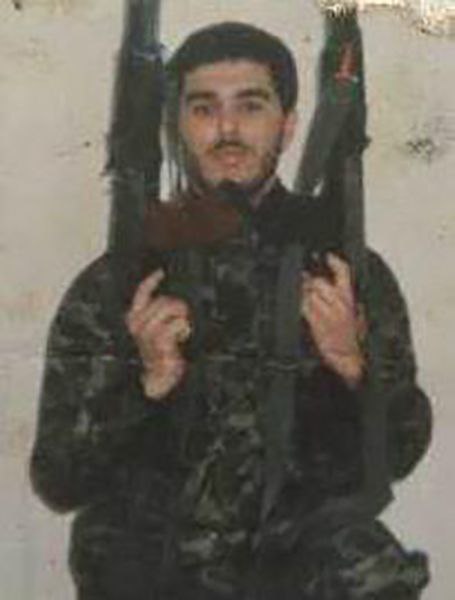 Inquilaab_oct7's tweet image. The martyr commander Abdul Rahman Hamdan, son of Khan Yunis camp, from the first generation of the Qassam Brigades. He was martyred in 1994.
Before joining AQB, Abdul Rahman was one of the cubs of the Palestine Moque supervised by the commander Abu Khaled in Khan Yunis.