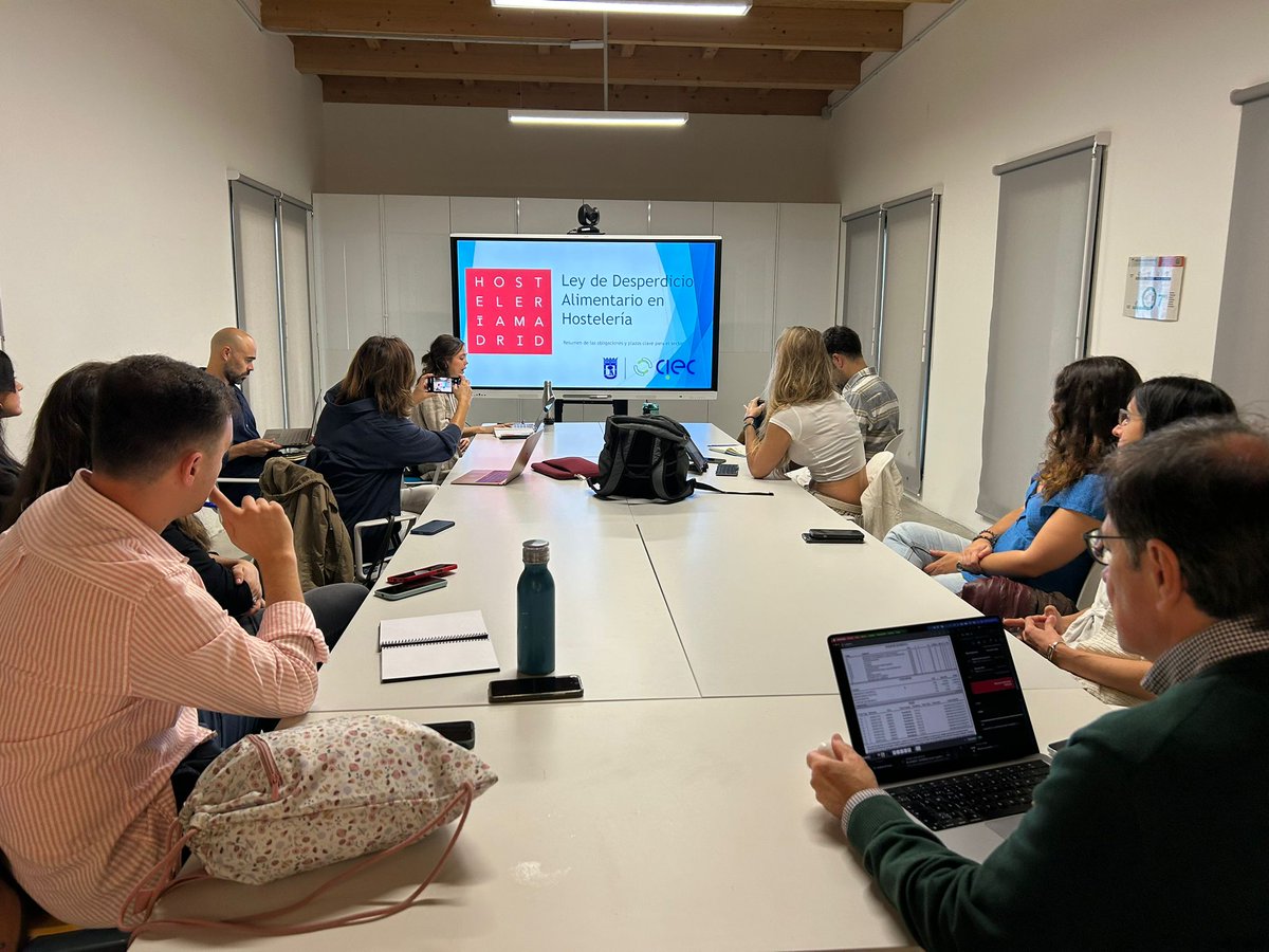 🍴 El sector hostelero también apuesta por la #EconomíaCircular.

Hoy celebramos la 5ª Sesión Grupal de Circularización, dedicada al reto del desperdicio alimentario.

👉 Un espacio para compartir soluciones y avanzar hacia un modelo más sostenible.
