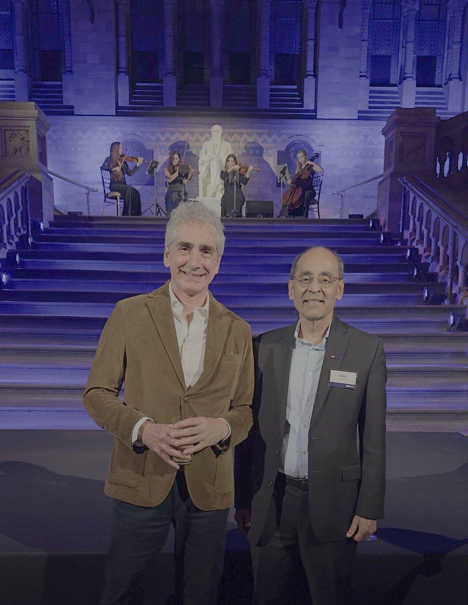 TheDigitalLine's tweet image. Thanks to @ElavonEurope &amp;amp; @usbank for a great event hosted at @NHM_London  It was a pleasure to catch up with old colleagues like Dilip Venkatachari &amp;amp; hear about their continued commitment to UK business &amp;amp; external partners like David Birkett from @Samsung Electronics