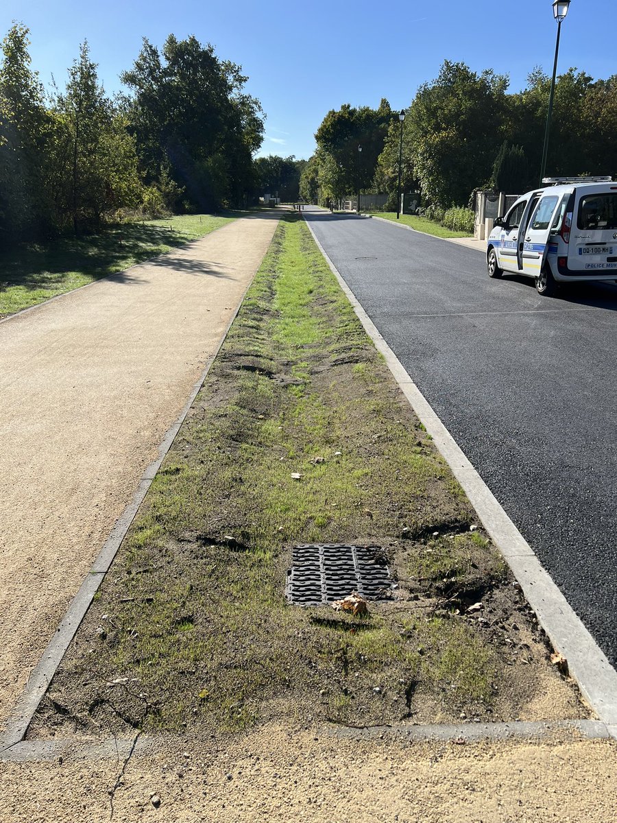 Inauguration ce matin de la réfection de la rue des trembles à Neuville sur oise avec le soutien du Siarp, du département <a href="/valdoise/">Département du Val d'Oise</a> et de la cacp <a href="/CergyPontoise95/">Cergy-Pontoise</a>