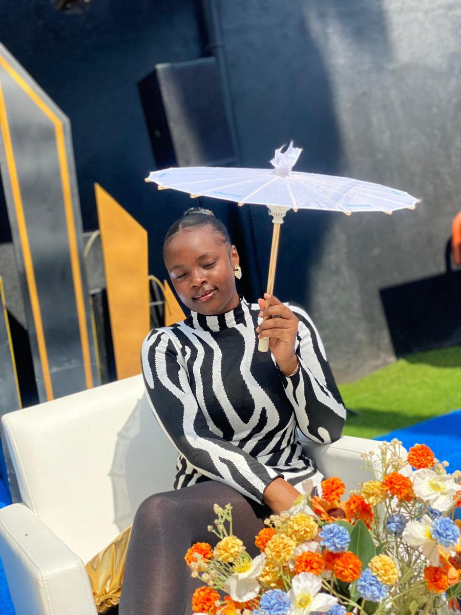 Kamali_21's tweet image. Previously at The Big Meeting Singleton DIY daytime chill. 

#TheBiGMeeting #DoItYourself 📸 @kingtrexon