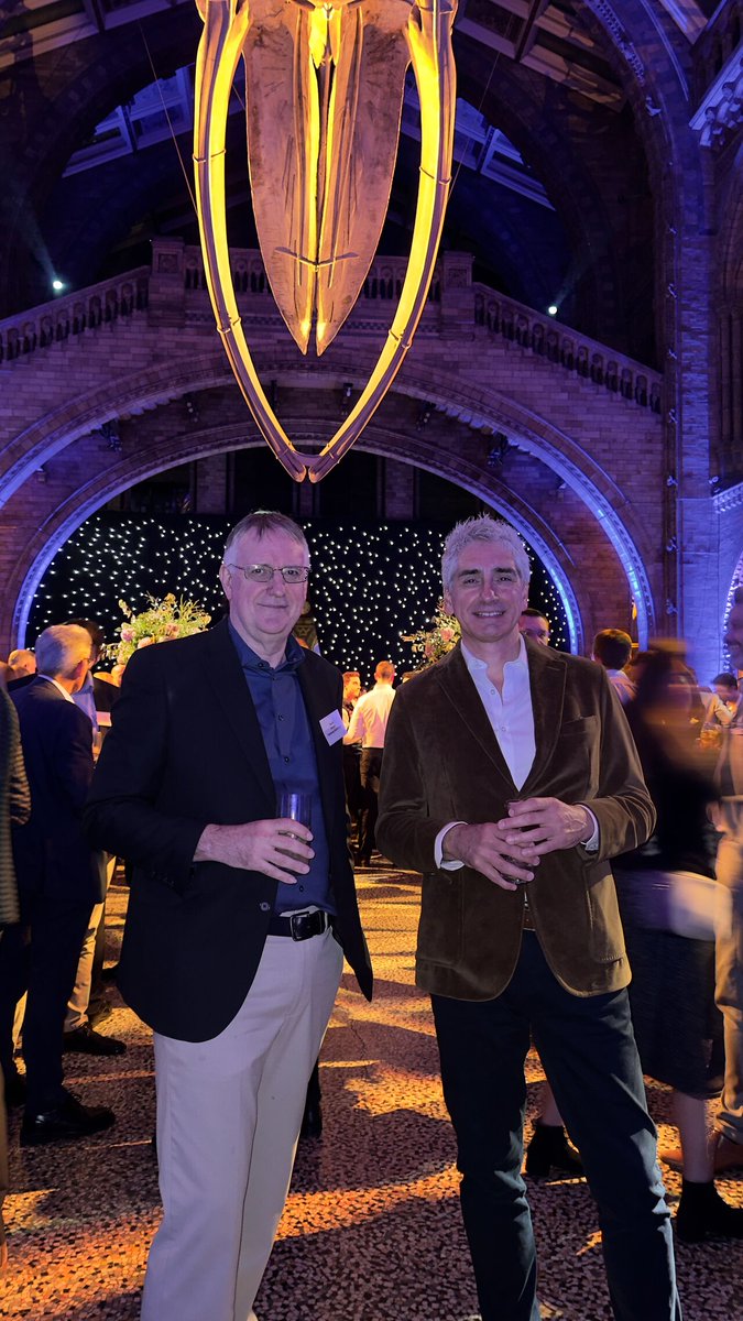 TheDigitalLine's tweet image. Thanks to @ElavonEurope &amp;amp; @usbank for a great event hosted at @NHM_London  It was a pleasure to catch up with old colleagues like Dilip Venkatachari &amp;amp; hear about their continued commitment to UK business &amp;amp; external partners like David Birkett from @Samsung Electronics