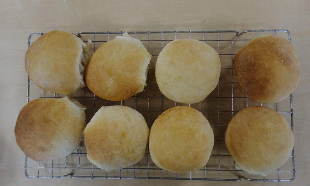 Mrs Davies tweet media