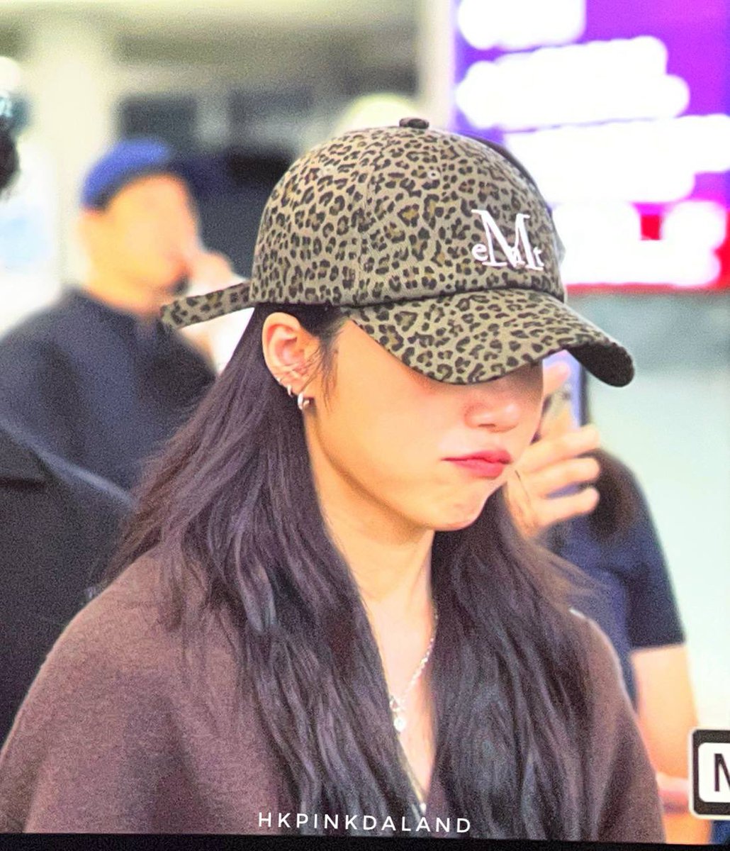 250930 홍콩 공항 입국 프리뷰

내일 화이팅!!

<a href="/Apinkjej/">정은지</a> 
#Apink #에이핑크 #Eunji #은지