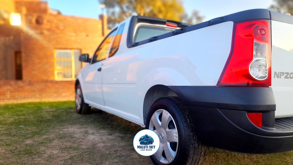 malutisky's tweet photo. What's better than a shiny car? Tell us about your favorite car wash experience in emojis only.🪣🧼🚘🫧 

📍 Location: Morija
#Malutiskycarwash #Morija #Carwash #carwaxing  #cars #cardetailing #carwash #detailing #cleanride #cardetailing #shine #cleancar #driveclean. #matsieng https://t.co/iZtqERIBRU