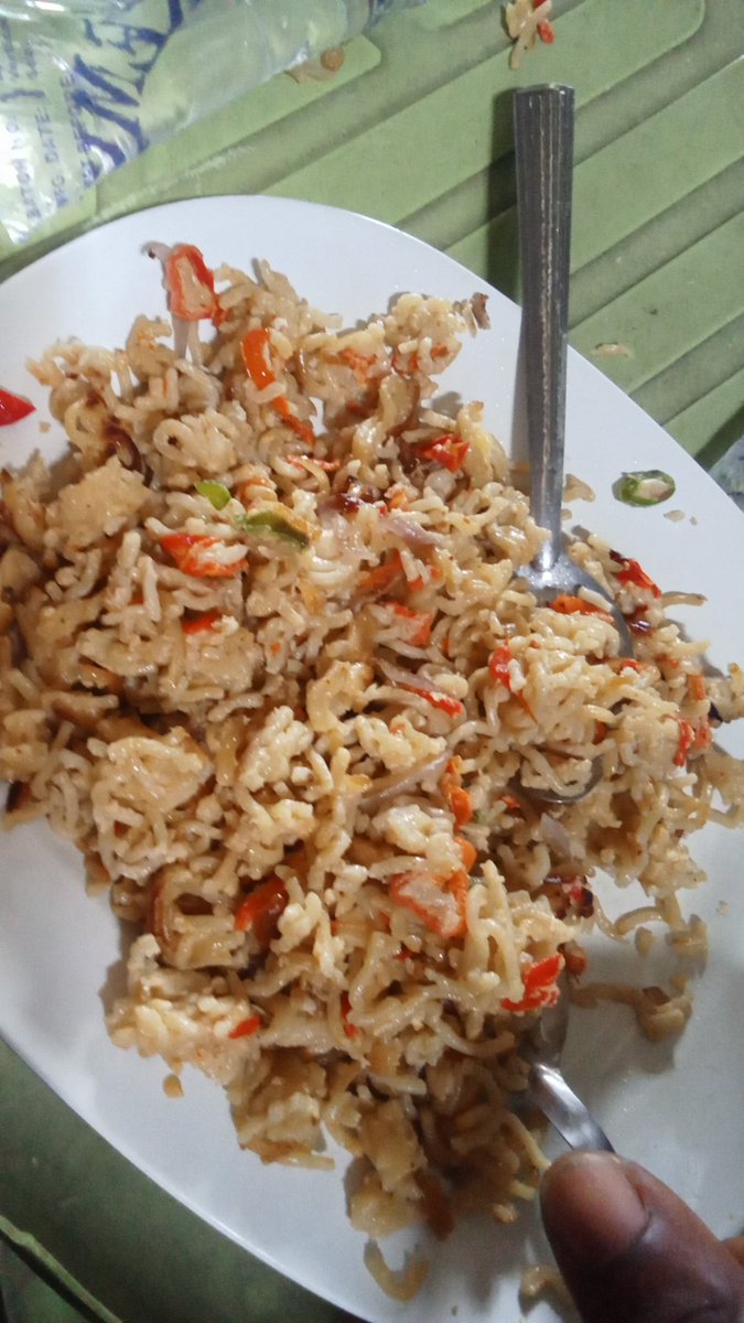 mcpaypaychopper's tweet image. Mornings taste better when you slow down and savor. ☕🍓🥞
#BreakfastGoals #FoodieMorning #DeliciousStart