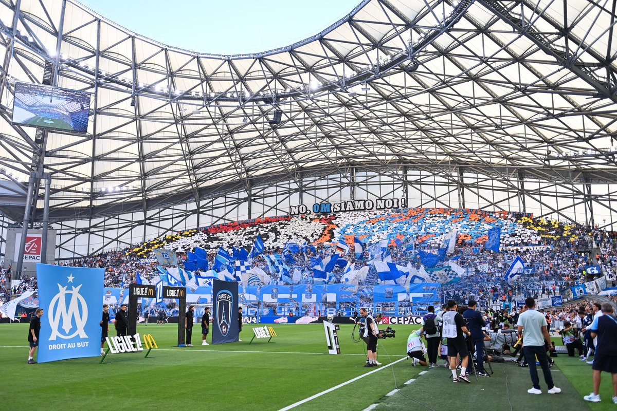 🚨🚨 HISTORIQUE 🤩 : 𝗟’𝗢𝗠 𝗩𝗔 𝗕𝗔𝗧𝗧𝗥𝗘 𝗦𝗢𝗡 𝗥𝗘𝗖𝗢𝗥𝗗 𝗗’𝗔𝗙𝗙𝗟𝗨𝗘𝗡𝗖𝗘 𝗔𝗨 𝗩𝗘́𝗟𝗢𝗗𝗥𝗢𝗠𝗘 𝗖𝗘 𝗦𝗢𝗜𝗥 𝗣𝗢𝗨𝗥 𝗨𝗡 𝗠𝗔𝗧𝗖𝗛 𝗘𝗨𝗥𝗢𝗣𝗘́𝗘𝗡 !! 🩵🤍🇪🇺

Plus de 65 000 supporters sont attendus pour la rencontre face à l’Ajax. 🥵

Le précédent record