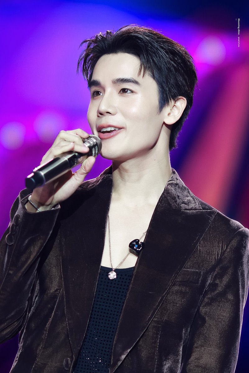 bloomingshinep's tweet image. ไม่ว่าจะอยู่แสนไกลแค่ไหนก็ยังเจิดจรัส .
ㅡ ✨🤍

#MyMagicProphecyFinalEP
#jimmyyjp