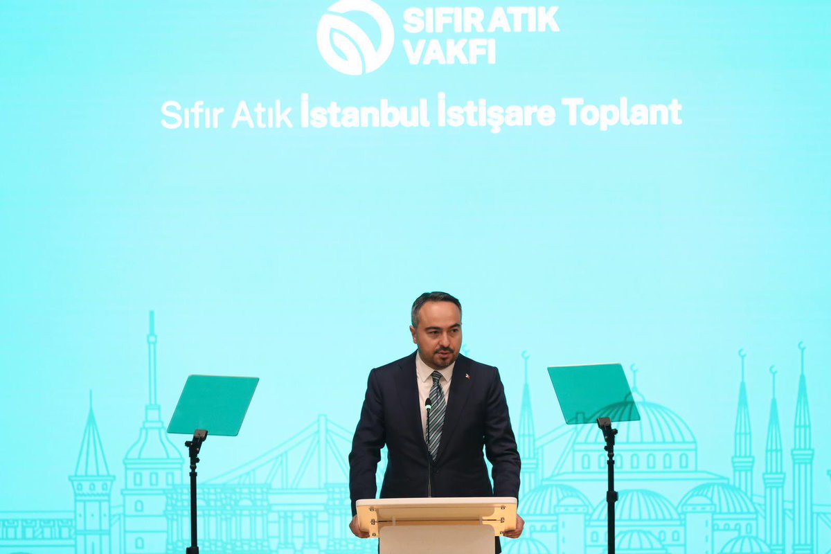 Sıfır Atık Vakfı Başkanı Sayın Samed Ağırbaş başkanlığında düzenlenen Sıfır Atık İstanbul İstişare Toplantımızı gerçekleştirdik.

Saygıdeğer Emine Erdoğan Hanımefendinin himayelerinde başlatılan ve Sayın Bakanımız Murat Kurum öncülüğünde yürütülen Sıfır Atık Hareketimizle 8