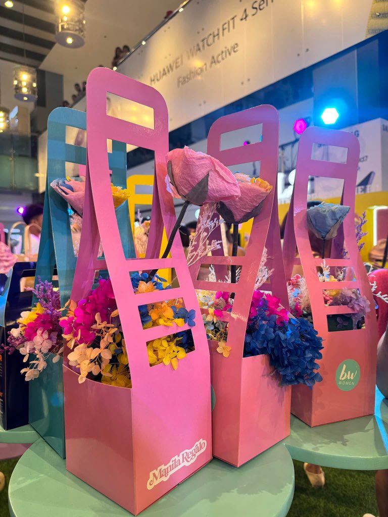 The PLS event is absolutely in bloom! All the love from the stunning floral arrangements from Manila regalo bouquet🌸

#BWWomenPLS
#YourBestSelfEveryDay
