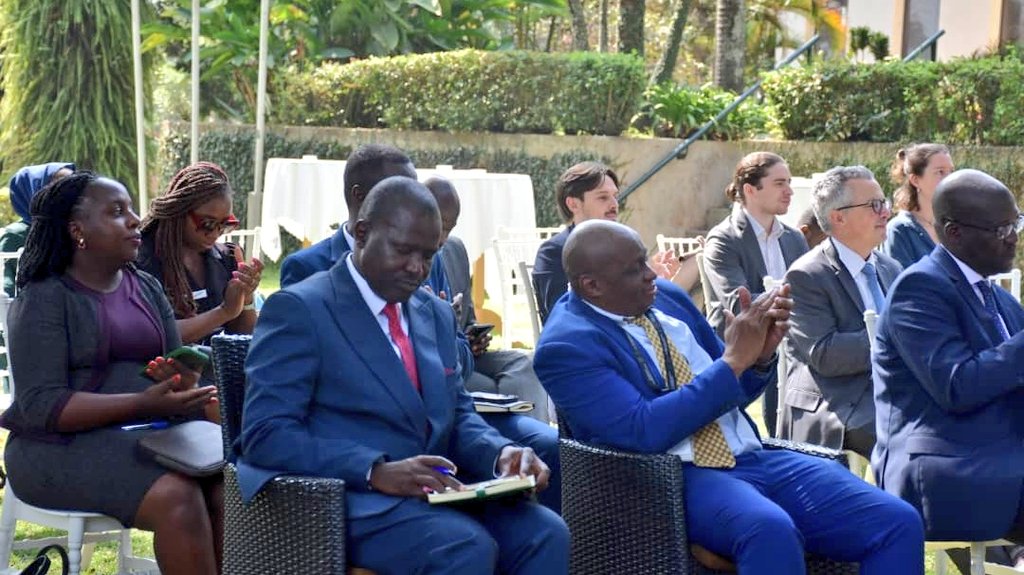 FrenchEmbassyUg's tweet image. Ambassador @VLJMLeroy just signed a new project with @SBIncubatorUG to empower 200+ youth and women-led start-ups in Uganda! 🚀 Boosting innovation, jobs, environmental sustainability &amp;amp; inclusive growth. Let’s celebrate this step towards a brighter future!
#GreenTech #Innovation