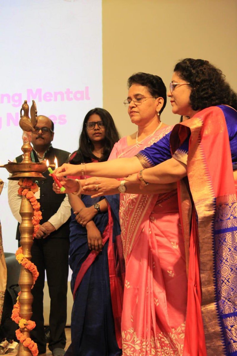 MoHFW_INDIA's tweet image. @MoHFW_INDIA organized the Workshop on Strengthening &amp;amp; Empowering Mental Health Resilience among Nurses under #SwasthNariSashaktParivaar at Rajkumari Amrit Kaur College of Nursing, New Delhi.

The workshop placed nurses at the centre of the Abhiyaan, highlighting their mental…