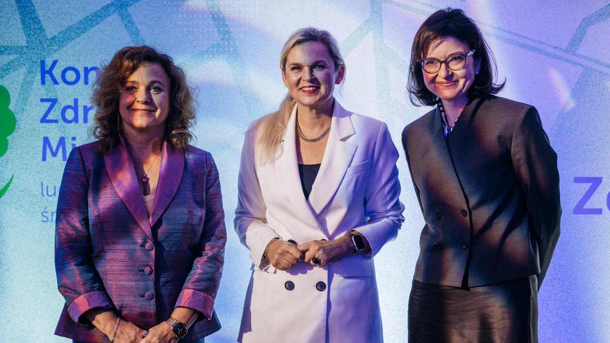 👉🏻 Ministra Edukacji <a href="/barbaraanowacka/">Barbara Nowacka</a> wzięła udział w drugiej edycji Kongresu „Zdrowe Miasta: Ludzie - Biznes - Środowisko” w Zamku Ujazdowskim. 

✨ Wydarzenie to przestrzeń do rozmów o przyszłości polskich miast - ich odporności, zdrowiu, inkluzywności i zrównoważonym rozwoju.