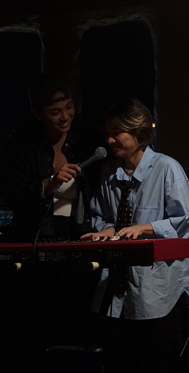 crabsallyoucan's tweet photo. Medj malabo pero kitang kita na kinilig #kitmi #OpenEndings2025 

Lahat ba may ticket na #AwayTomboySaCinemalaya https://t.co/OsGGCYXBbQ