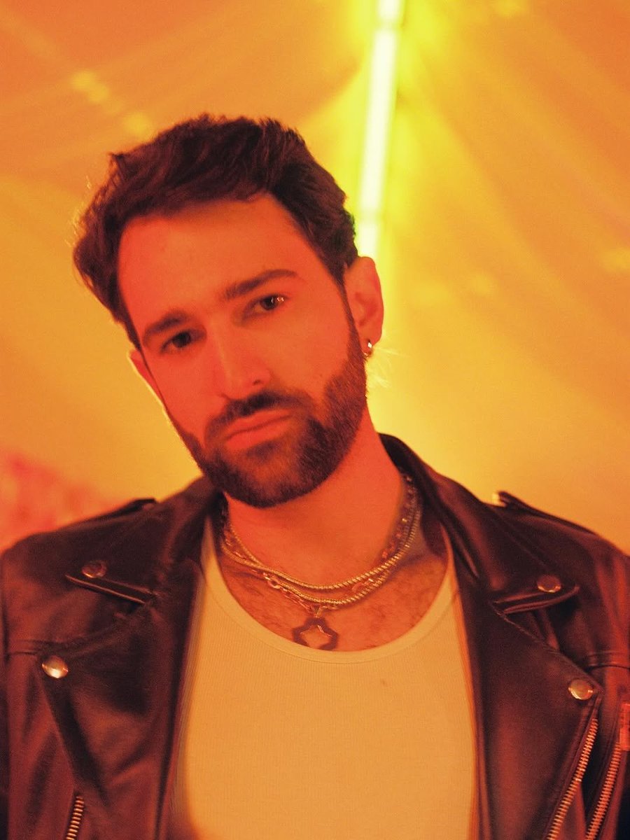 Retrato / Mando 

Rev &amp; Scan: @bengala____mx 
#filmisnotdead #35mm #canonelan7
<a href="/mexicanografia/">mexicanografia</a>