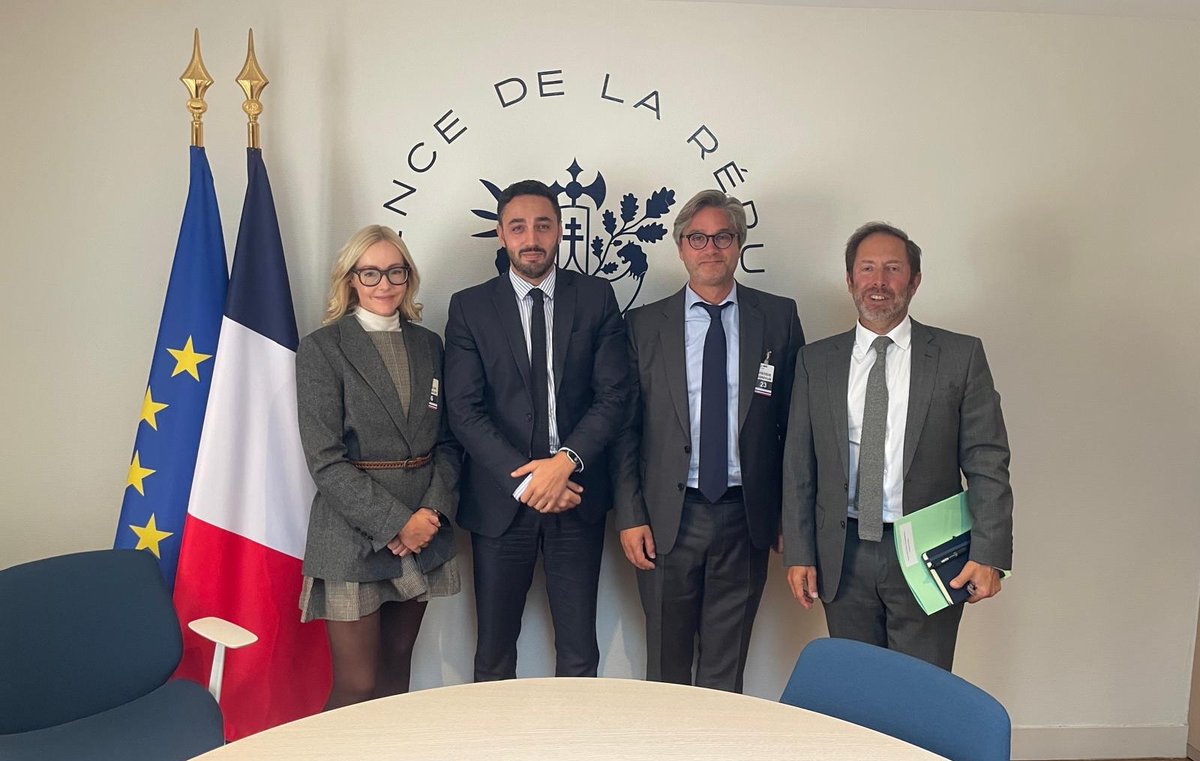 CabinetSamman's tweet image. Aux côtés de la @ffgolf, nous avons échangé avec William Massari-Elman sur les enjeux & ambitions de la filière française du golf, un secteur qui compte 740 golfs, 444 500 licenciés, génère 1,5 Md€ de retombées économiques et s’engage activement dans la transition écologique.