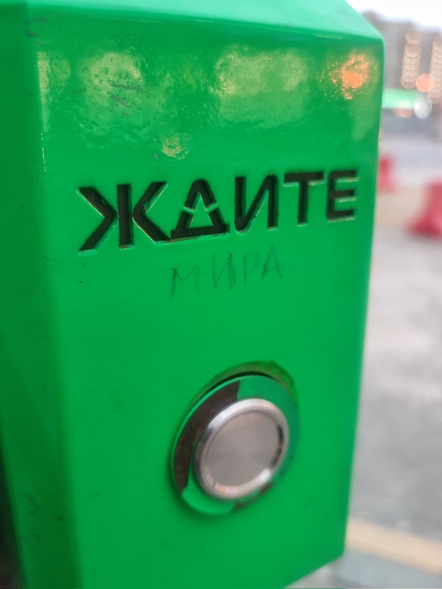 TiomaVelt's tweet photo. Вчера у меня какого-то хера не работал тви, поэтому твичу сейчас о вречашнем дне °=°
Смотался на курсы, поел рулет не без задних мыслей 😶‍🌫️ Ииии лёг не в 7 утра, а в 4. Прогресс https://t.co/YcUrzOSxvf