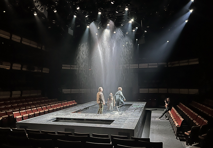 Great Production and technical team at the <a href="/_bridgetheatre/">Bridge Theatre</a>