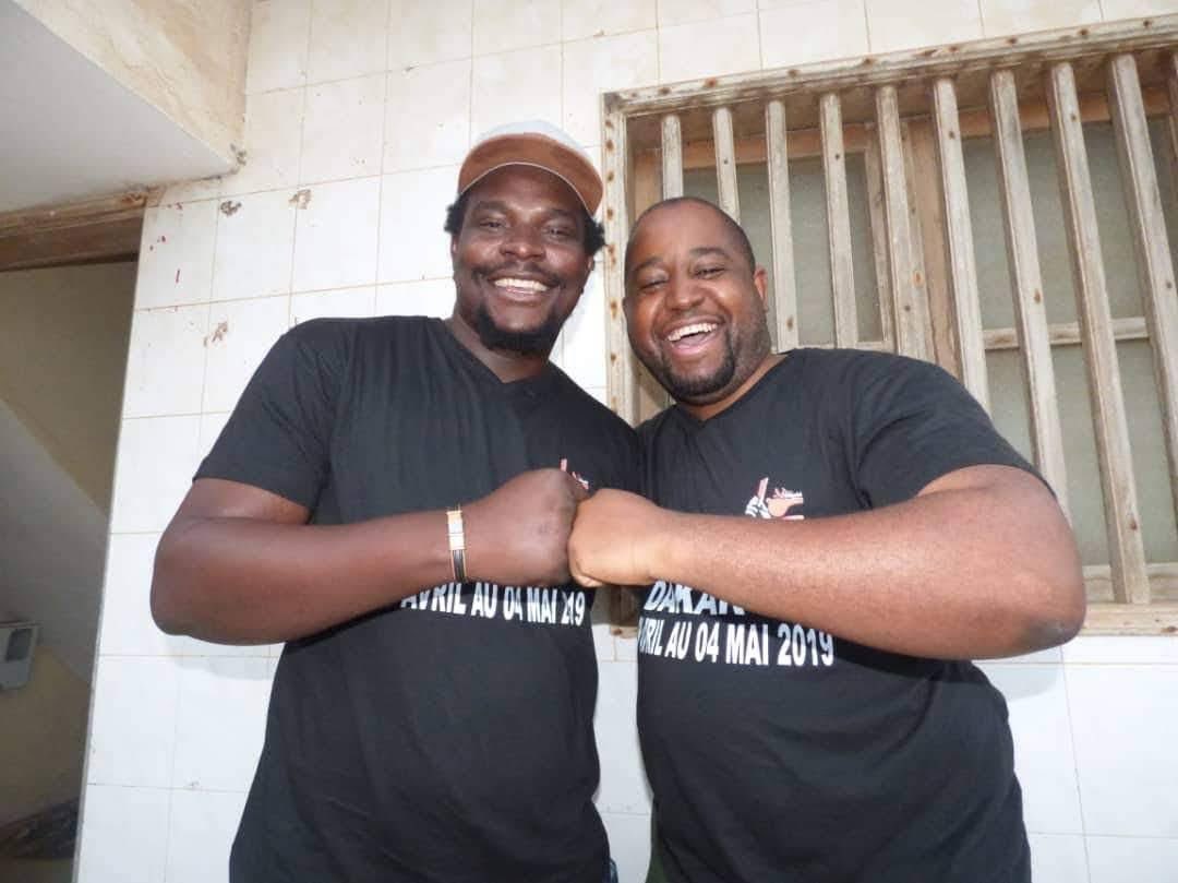 CORAC_RDC's tweet photo. L’activiste @Icone_Carbone , présente ses civilités au ministre de l’Intégration Régionale Floribert Anzuluni, son ancien compagnon de lutte au sein du mouvement citoyen Filimbi. 

Lire l’article : https://t.co/BgMMftayYX https://t.co/KixjlbjtzA