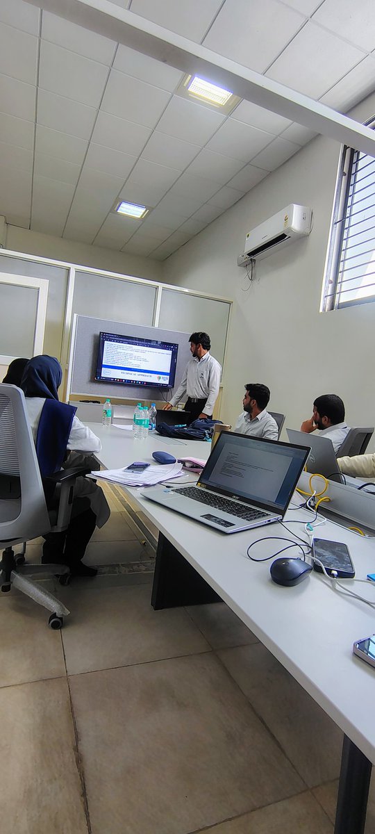 NITHACKATHON_01's tweet image. Tech meets talent! Internal hackathon for
#SmartIndiaHackathon2025 in Navodaya institute of technology-coding for a smarter India🚀
#HackathonLife #CodingForChange #Hackathonsb #SmartSolutions #education #learning  #university #college #academiclife #innovation #problemsolving