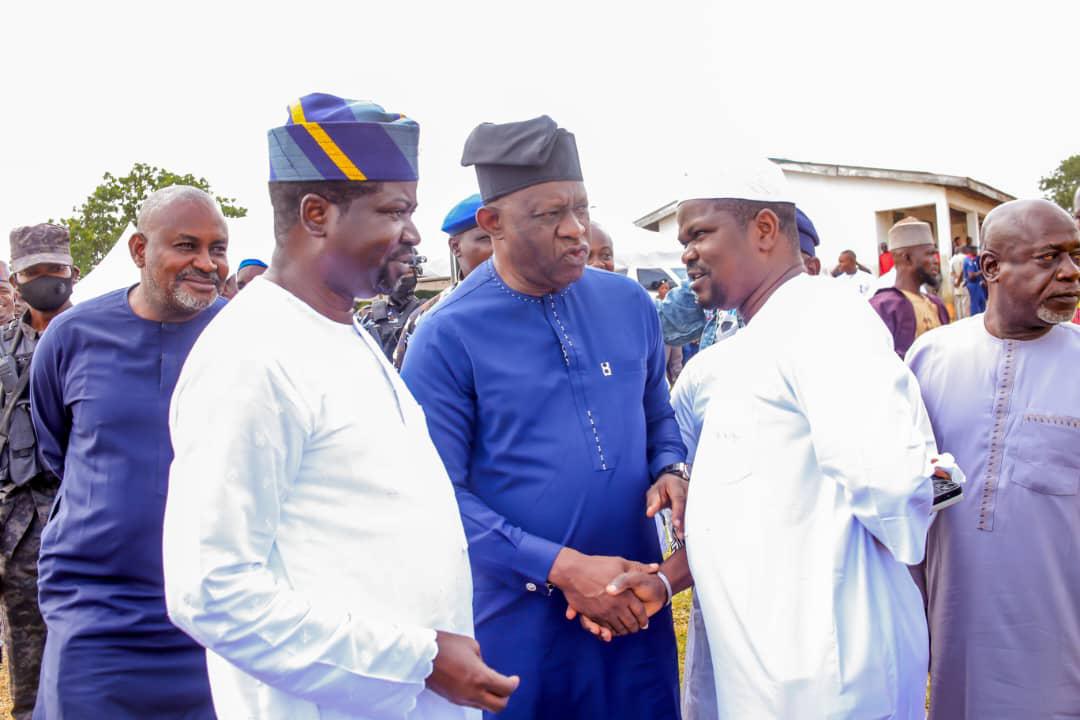 On Sunday 28th, I attended the eight-day Fid'a'u prayer of Pa Asiru Ijagbemi Mohammed, the father of the Kogi State Commissioner for Finance, Budget and Economic Planning, in Isanlu.