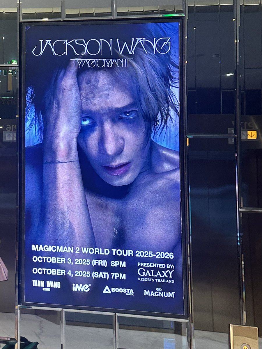 togetdopamine's tweet photo. Welcome Jackson Wang to Bangkok Magic man 2 world tour #JacksonWang #JACKSONWANGWORLDTOUR @JacksonWang852 #MAGICMAN2inBKK https://t.co/5DpRlTvpaU