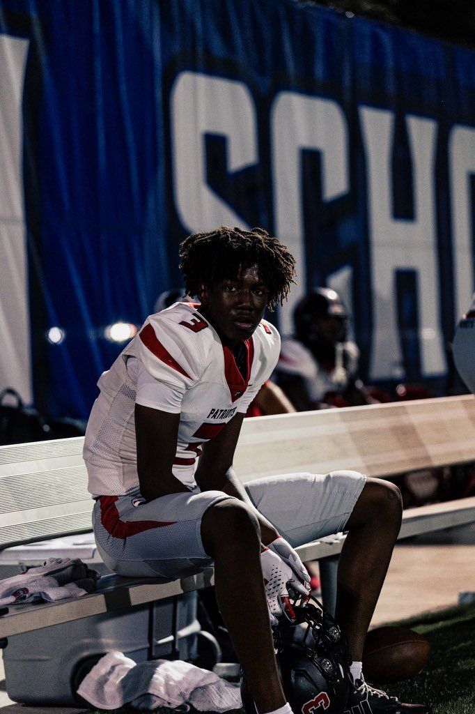 Coach_DVD's tweet photo. DJizzle #Nationalsonday  @Dvandyke3jr ❤️🤘🏾 https://t.co/5YlFeuTu80