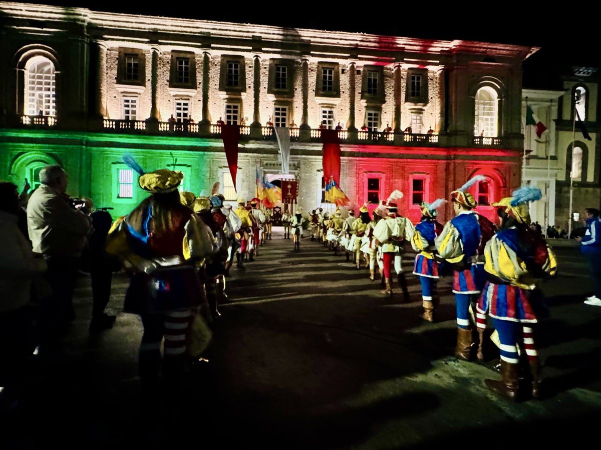 🔴 ℝ𝕚𝕡𝕣𝕖𝕤𝕖 𝕚𝕟 ℂ𝕠𝕣𝕤𝕠
.
📍MERCATO SAN SEVERINO
.
.
p͟r͟o͟s͟s͟i͟m͟a͟m͟e͟n͟t͟e͟ ͟s͟u͟
🇮🇹 𝗣𝗶𝗰𝗰𝗼𝗹𝗮𝗚𝗿𝗮𝗻𝗱𝗲𝗜𝘁𝗮𝗹𝗶𝗮.𝗧𝗩

#RaccontiamoIlBelPaese
#MercatoSanSeverino #Salerno #Campania #CastelloSanSeverino #PiccolaGrandeItalia #RipreseInCorso #Backstage