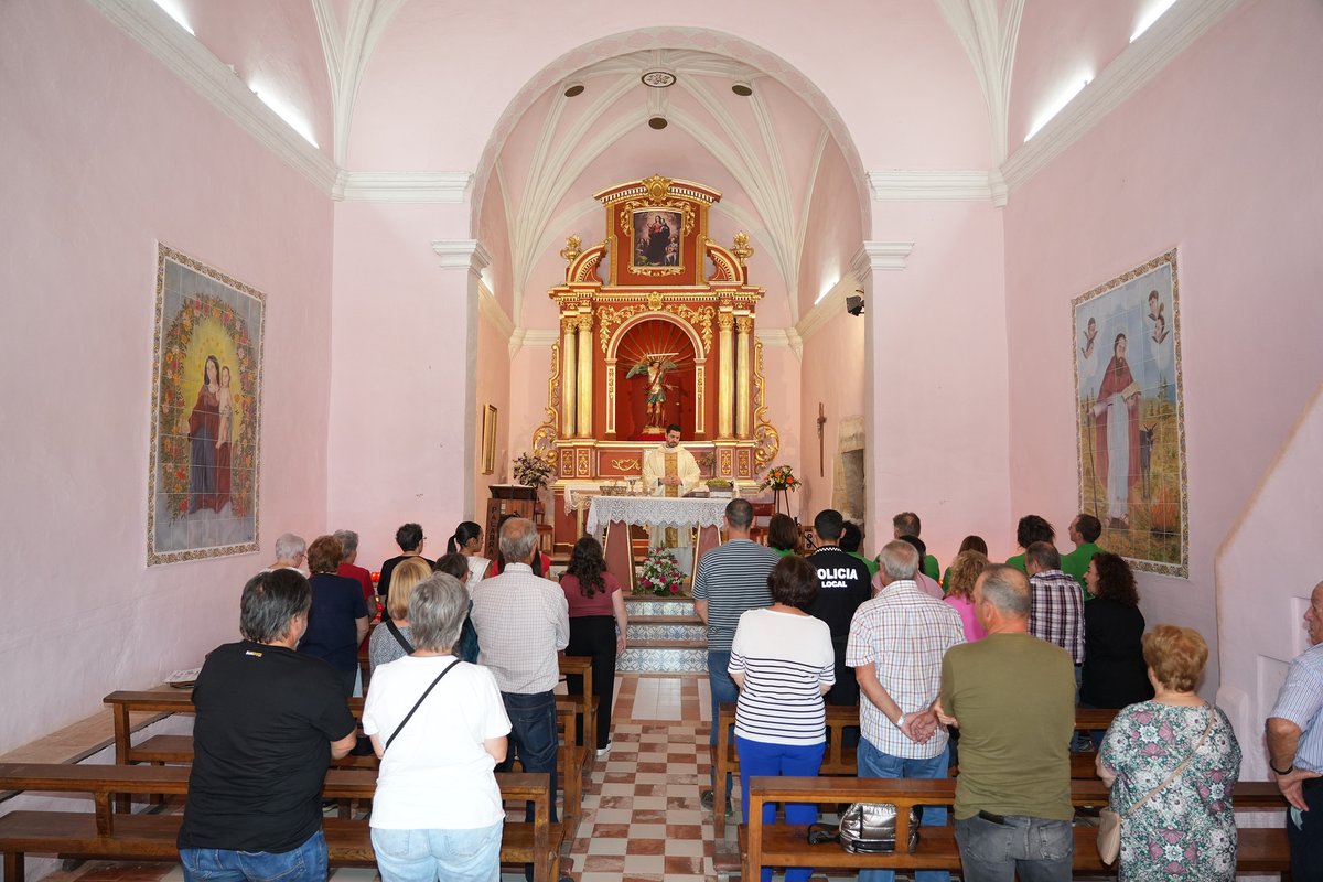 📣 Durant el diumenge es va celebrar la missa per a retre honors al patró de Vilafamés, Sant Miquel 

📍 Un dels actes finals de la festivitat de Sant Miquel de Veremes amb el qual es manté la tradició en l'ermita

📸 Totes les fotografies: vilafamesfotos.quickconnect.to/mo/sharing/MYe…
