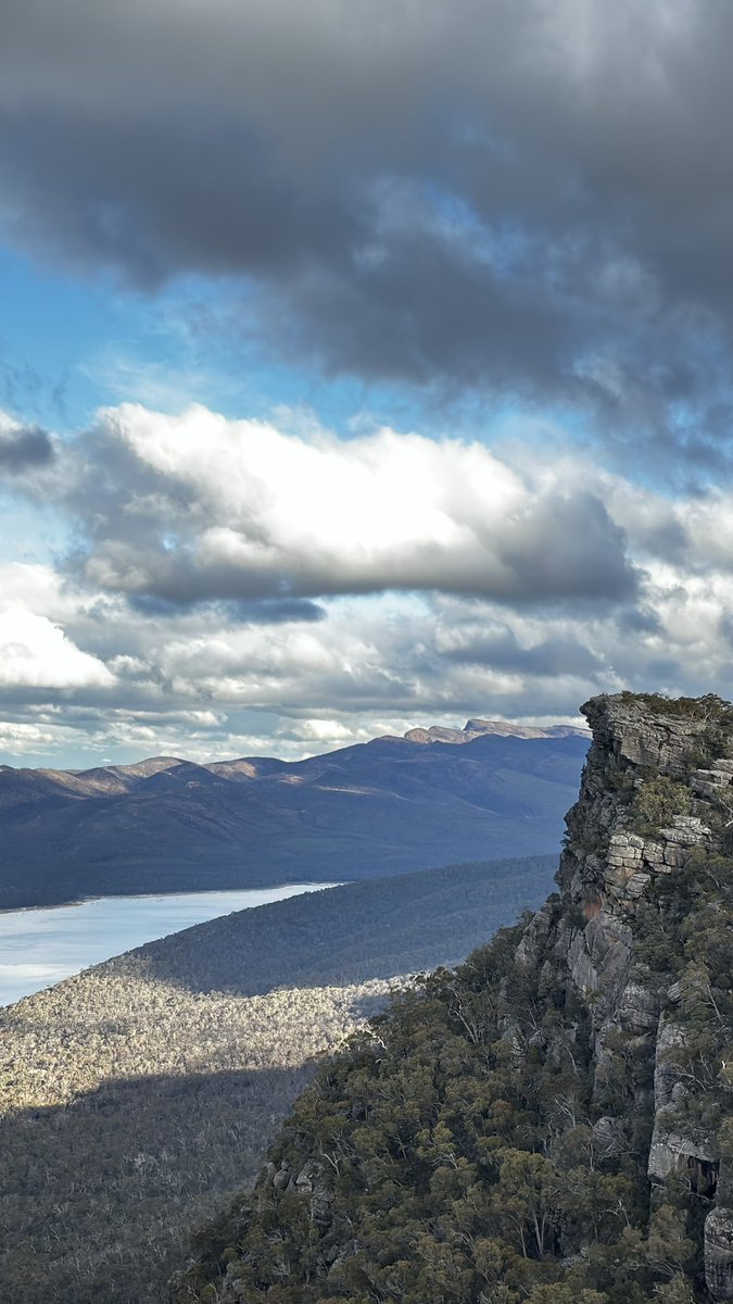 Hidde vd buld tweet media