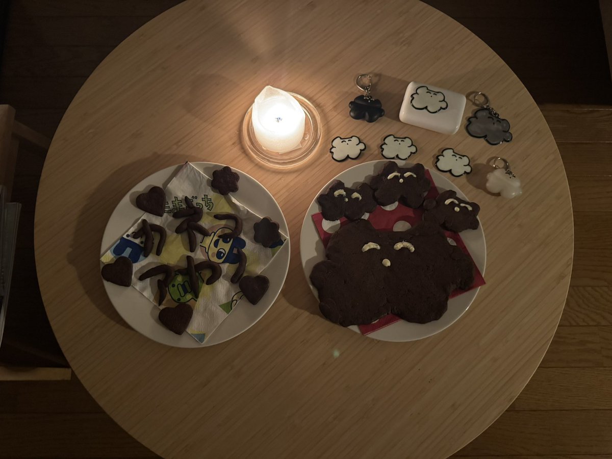 _omochidaisuki's tweet photo. お家にいるカネコアヤノのねこちゃん集合( ◠‿◠ )
作ったよ😌 https://t.co/awl3gLs4Bd