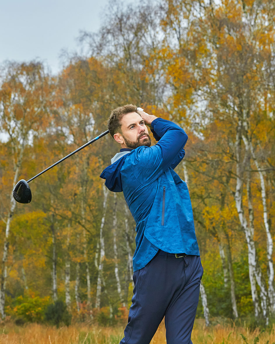 GolfClarkes's tweet image. Precision matters on the course. FootJoy engineers to handle the elements without compromising performance or style. Shop the latest FootJoy waterproofs and be ready for whatever autumn brings. ⛳️💧 

loom.ly/Q38ad34

#RefinedPerformance #WeatherReady #FootJoy