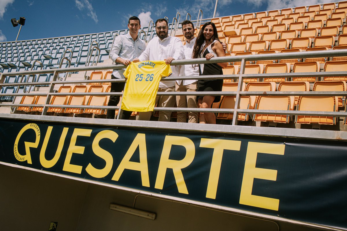 Cadiz_CF's tweet photo. Quesarte Cheesecake Cádiz se suma como patrocinador oficial del Cádiz CF

La empresa gaditana contará con presencia en el Estadio Nuevo Mirandilla durante la temporada 2025/26.

✍️ https://t.co/V4ngcZNUq6 https://t.co/SGVD0KzA9f
