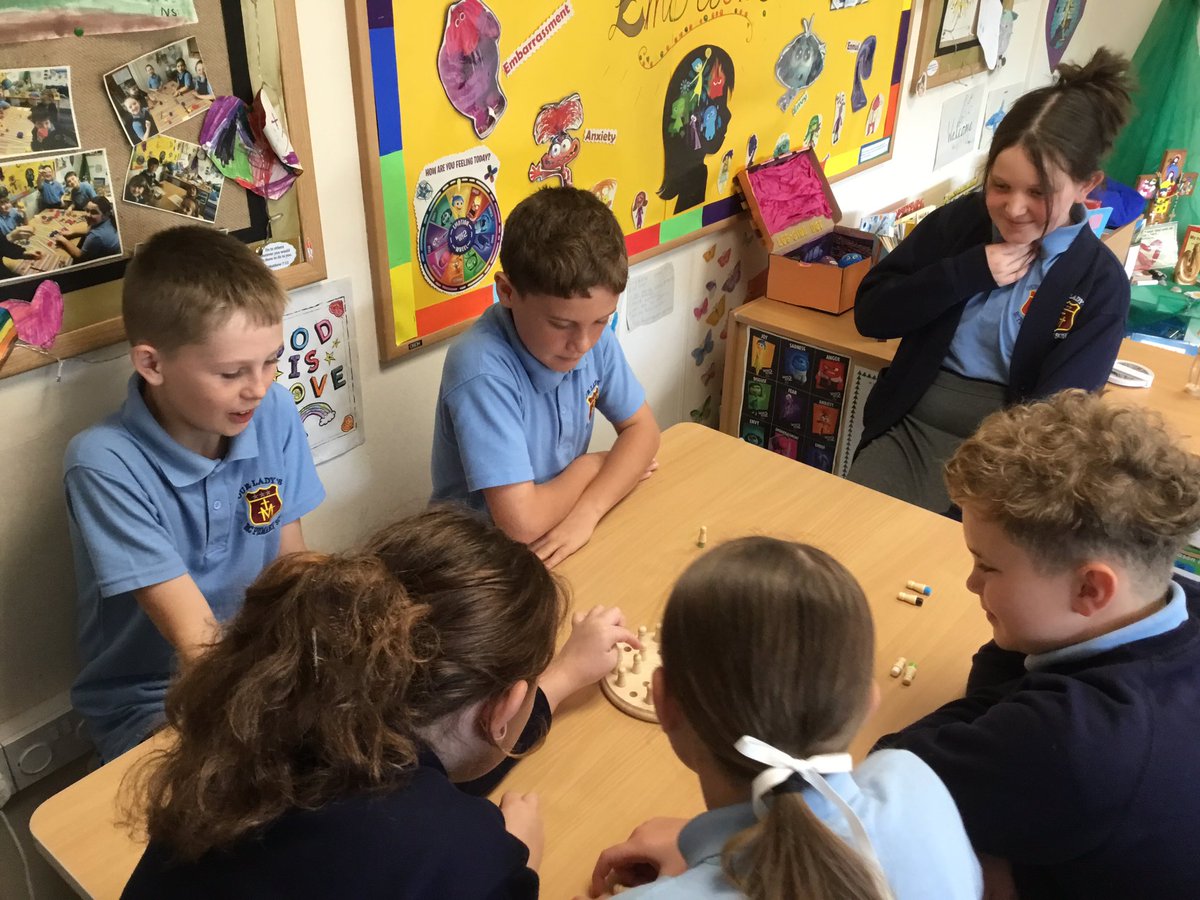 PositivePodOLA's tweet image. Its good to have good friends around you, to laugh with, cry with and offer support! @OURLADYSASPULL @Year6MissW #ourladysnurture