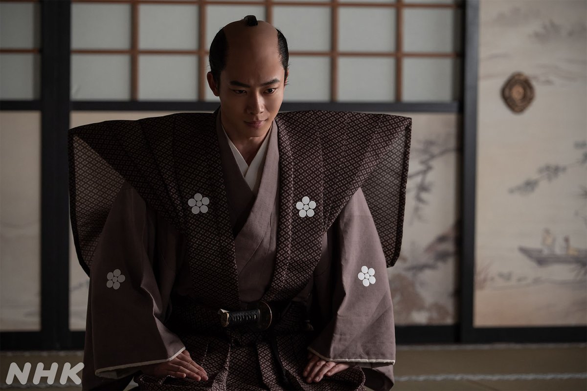 berabou_nhk's tweet image. 寛政の改革を断行する定信を諭した治貞。2人のシーンでクランクアップを迎えた #高橋英樹 さん。#井上祐貴 さんと記念のオフショットを撮影しました💐 

ドラマを見返す👇
nhk.jp/p/berabou/ts/4…

#大河べらぼう