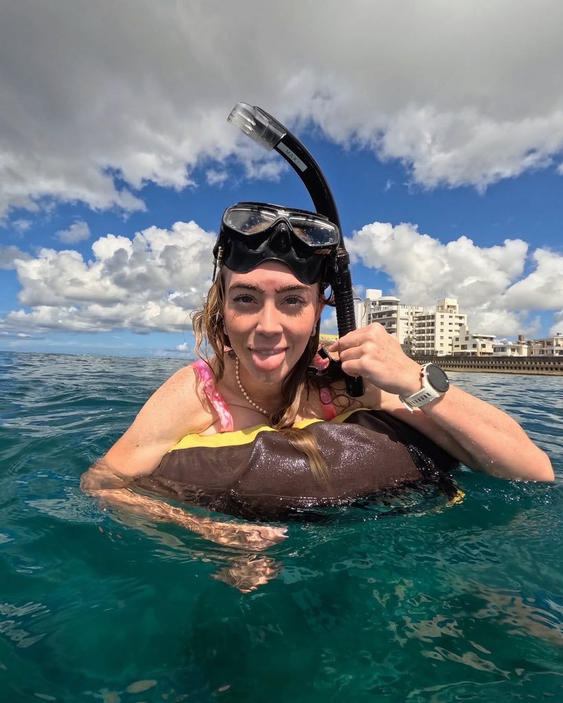 GraceCharis762's tweet image. Swim with me 🤿🐠☀️

#WWERaw