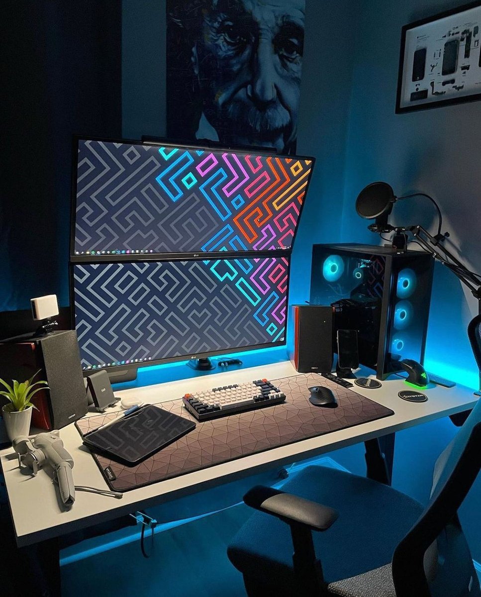 tradersync's tweet image. Your workspace tends to motivate you to work!💻 ⁠
⁠
Do you agree?⁠
.⁠
.⁠
.⁠
.⁠
.⁠
#tradingdesk #tradingsetup