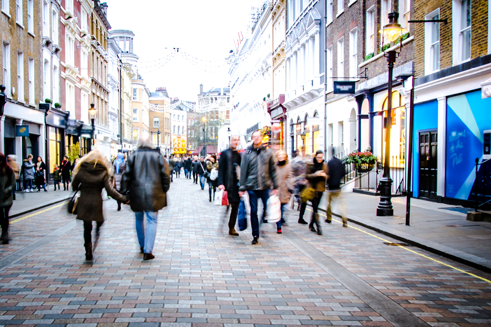 We’re currently updating the values of over 2 million commercial properties in England and Wales. These will come into effect on 1 April 2026. 

Read our new blog to learn: 

✅ what revaluation is  
✅ how to prepare  
✅ key dates 

Read now: valuationoffice.blog.gov.uk/2025/09/29/rev…