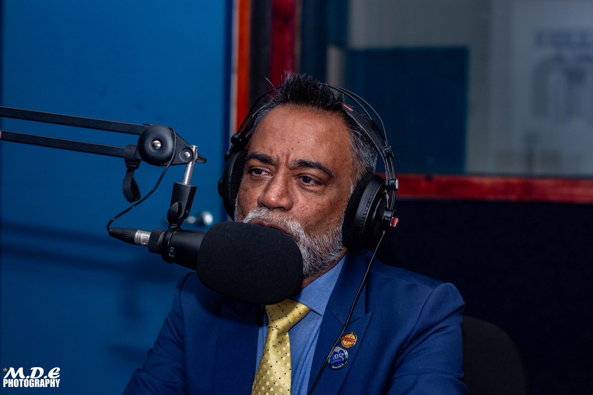 nustfmzw's tweet image. 🎙Today on #LiveConnect 

Shyleen F Maseko had an insightful conversation with Ravin S. Papiah, District Director of Toastmasters International from Mauritius. They discussed the exciting District event that will take place in Bulawayo from 30th of September to the 2nd of October