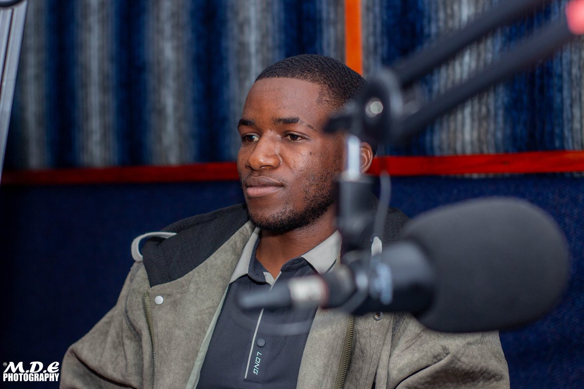 nustfmzw's tweet image. 🎙Today on #LiveConnect 

Shyleen F Maseko had an insightful conversation with Ravin S. Papiah, District Director of Toastmasters International from Mauritius. They discussed the exciting District event that will take place in Bulawayo from 30th of September to the 2nd of October