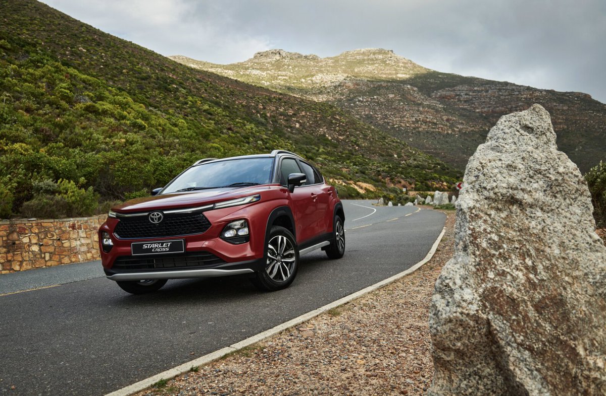AutoTraderSA's tweet image. Toyota has updated its #Starlet and #StarletCross models with more safety features and an extended service plan. Which one of these models do you prefer? bit.ly/ToyotaUpgrades…