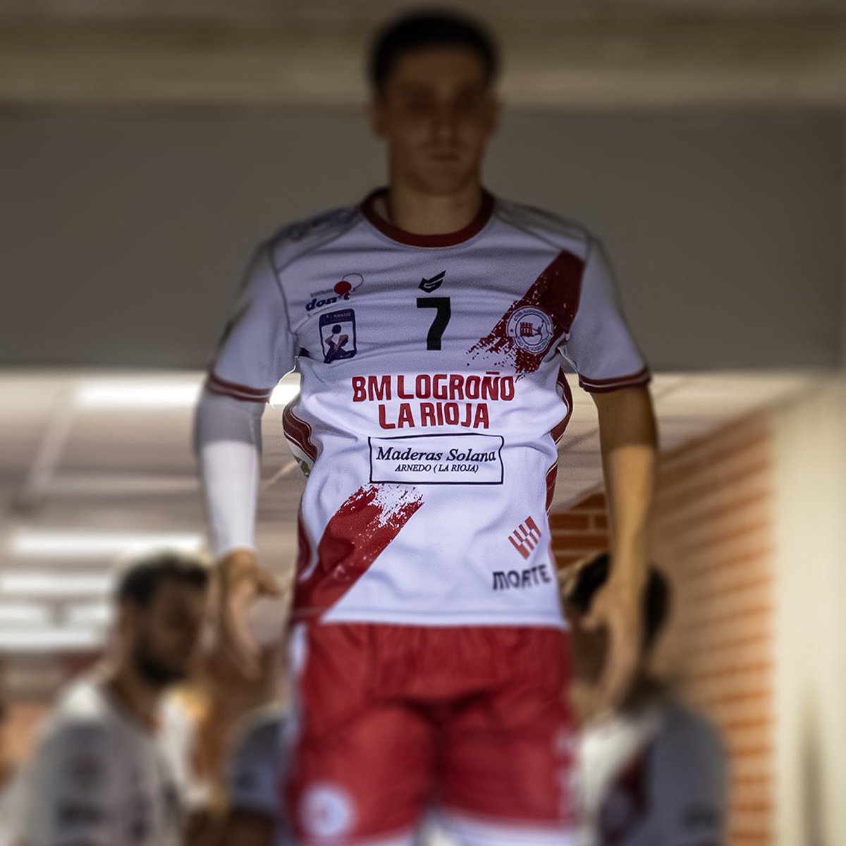 👋🏻 Hola, buenos días. Somos el BM Logroño La Rioja. 😎🤭 Pasen próspero  día😌 #Aganar🔥