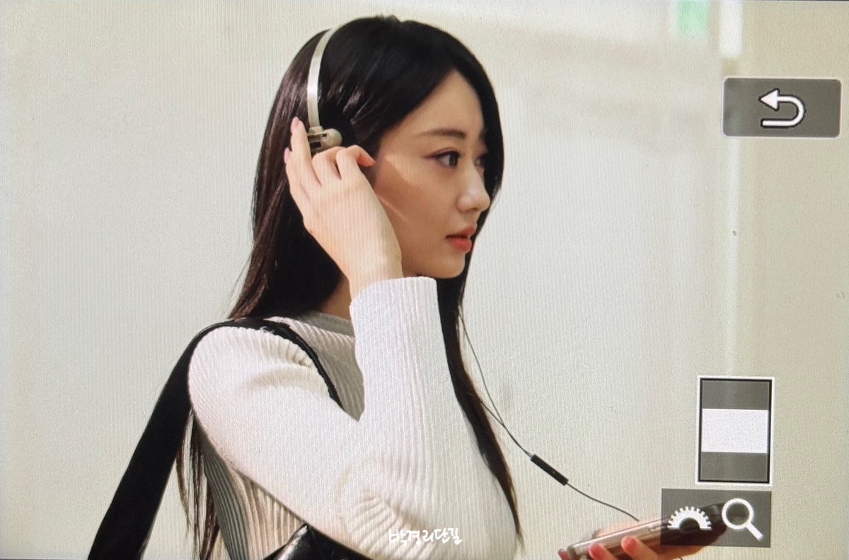 GRdangil's tweet photo. 250930

#나인뮤지스 #경리 @ICE_Gang https://t.co/Ss2aJFeEjs
