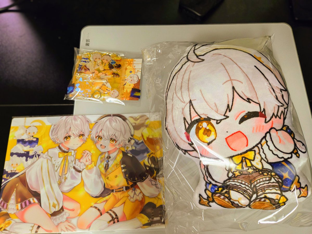 TossiApex's tweet photo. 届きました！
大切に飾ります…！
#はしりお通信 https://t.co/qiPUdprrwu
