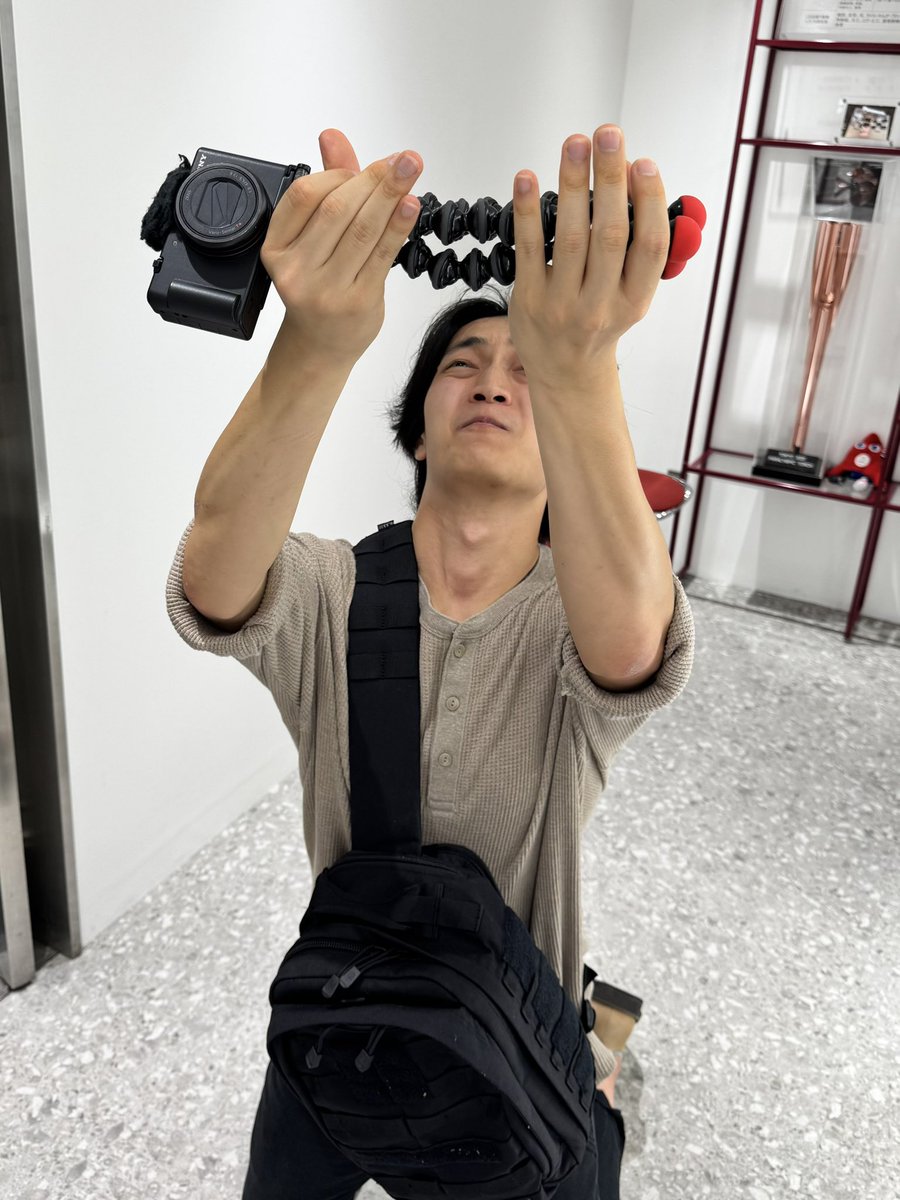 BAIKINMEN_YTube's tweet image. 捜索にご協力頂いたイベントのスタッフ様が見つけて頂きました、、！🥹

イベント終了後の撤収や動画の準備などきっと色々お忙しい中、真摯に捜索にご協力頂いたスタッフ様や共演させて頂いた演者様の皆様、本当に本当にありがとうございました、、！！！🙇‍♂️

改めまして、心より感謝申し上げます、、！